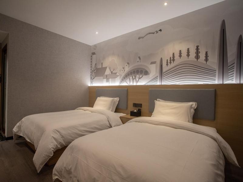 Thank Inn Chain Hotel Hunan Huaihua Hecheng District South High Speed Rail Station Esterno foto